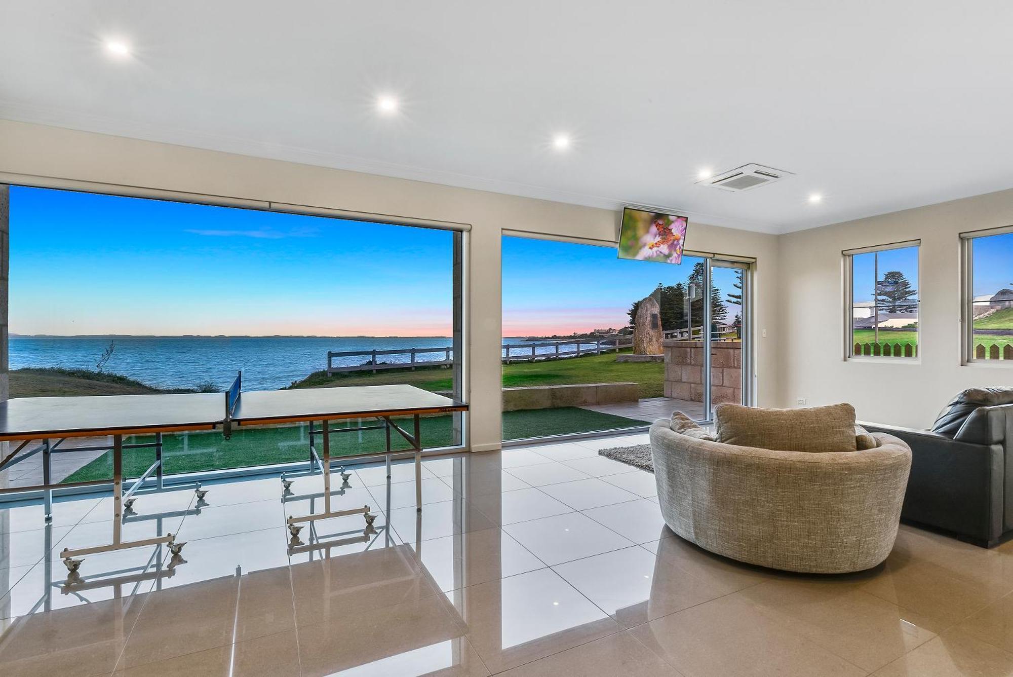 Aloha Waterfront Properties Robe Værelse billede